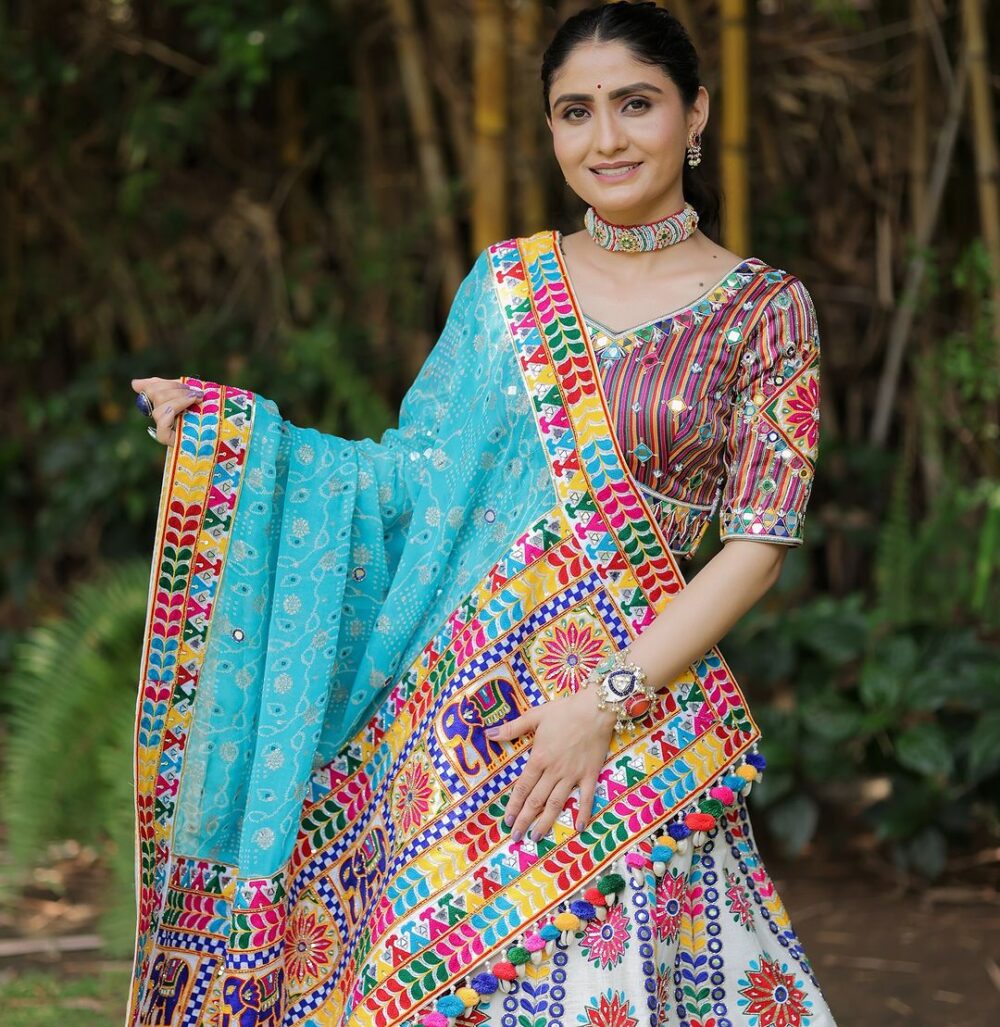 White Traditional Embroidered Chaniya Choli Set with Turquoise Dupatta