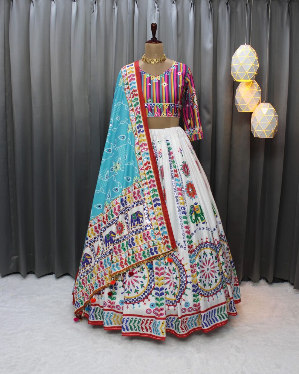 White Traditional Embroidered Chaniya Choli Set with Turquoise Dupatta - Image 2