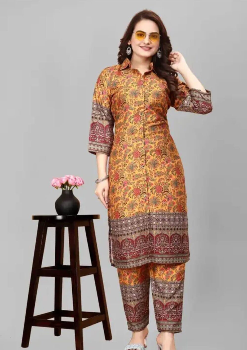 Zehra Kurti Set – Embroidered Elegance in Two Pieces