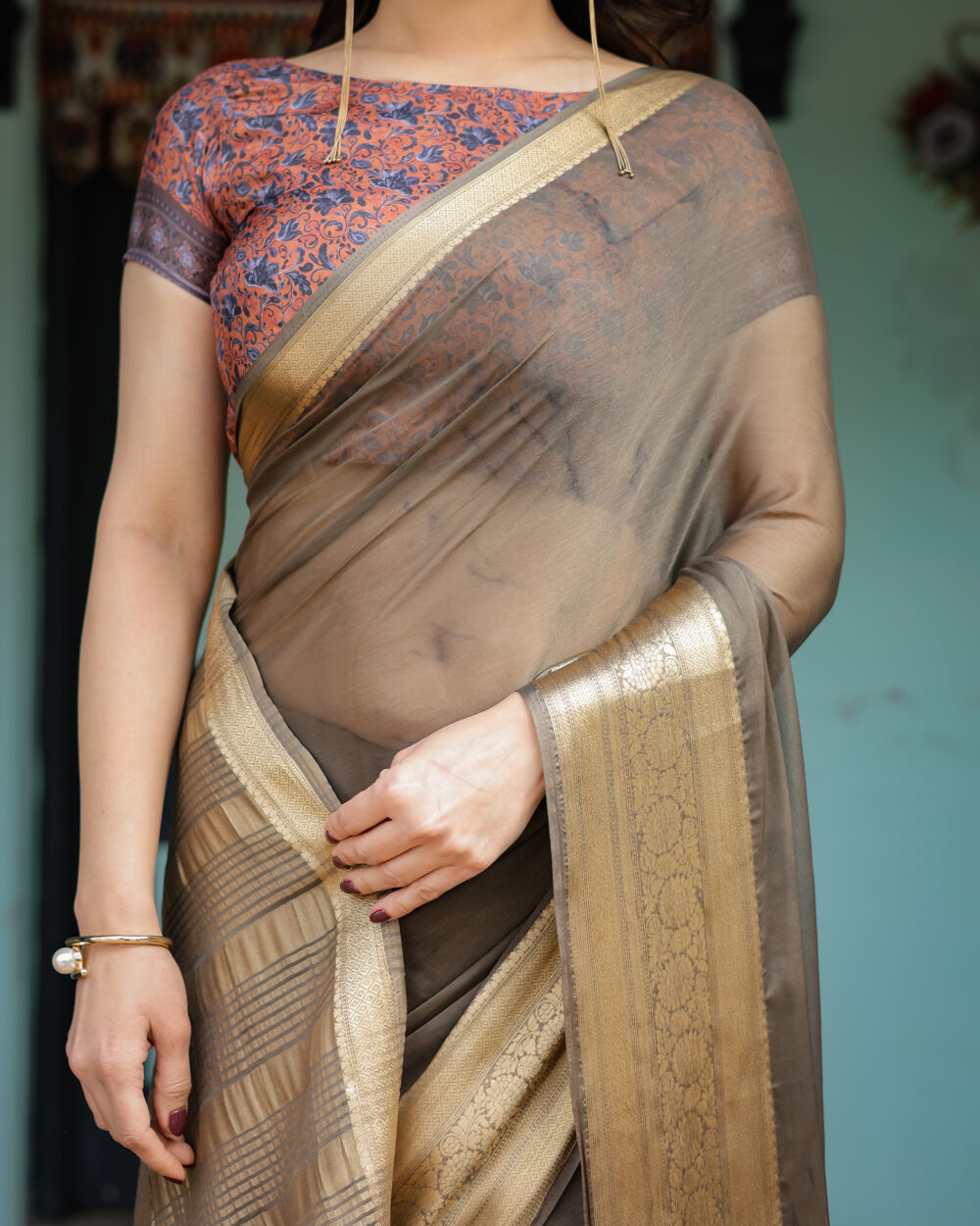 Classic Coffee Brown Chiffon Saree - Image 3