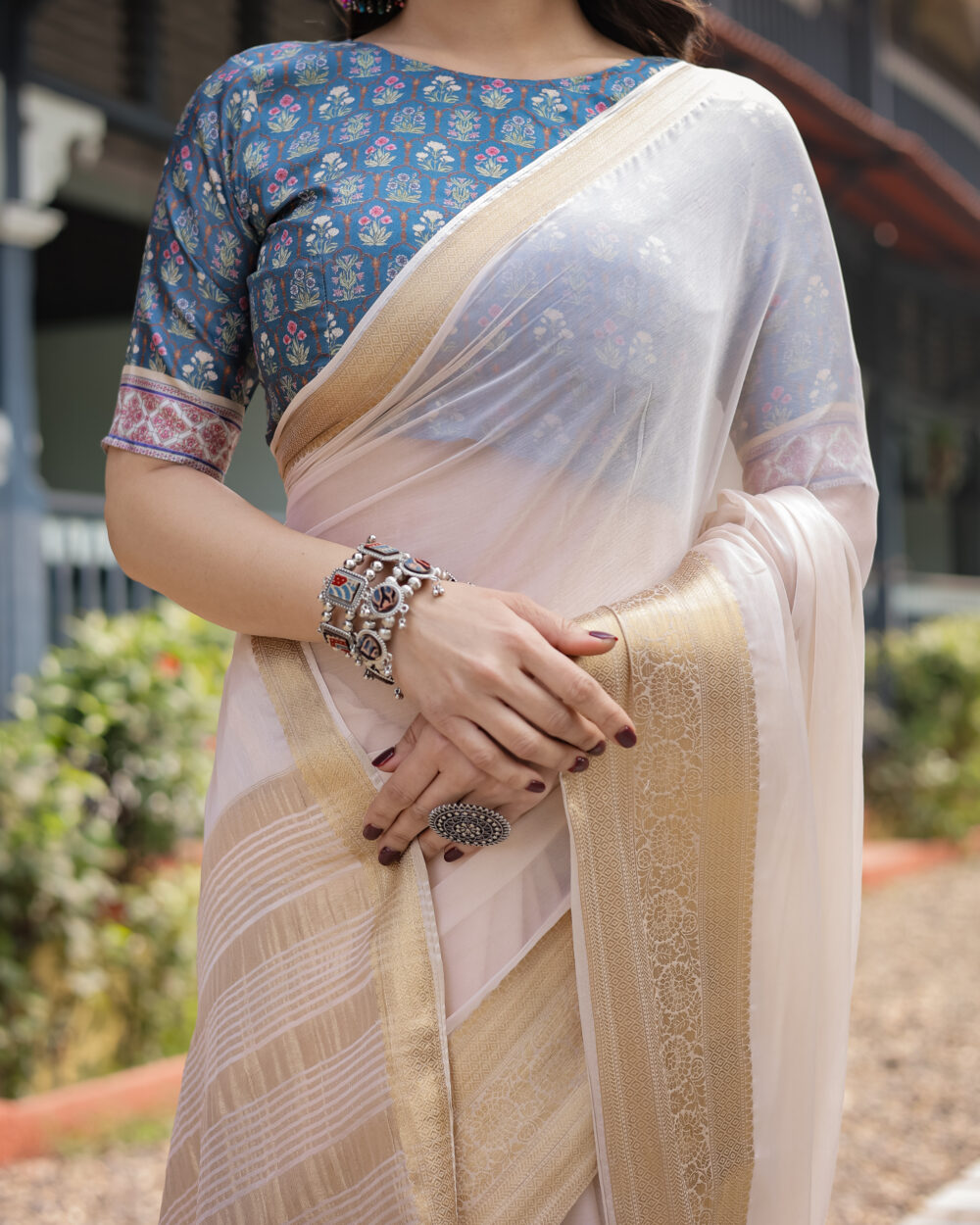 Elegant Cream White Chiffon Saree - Image 3
