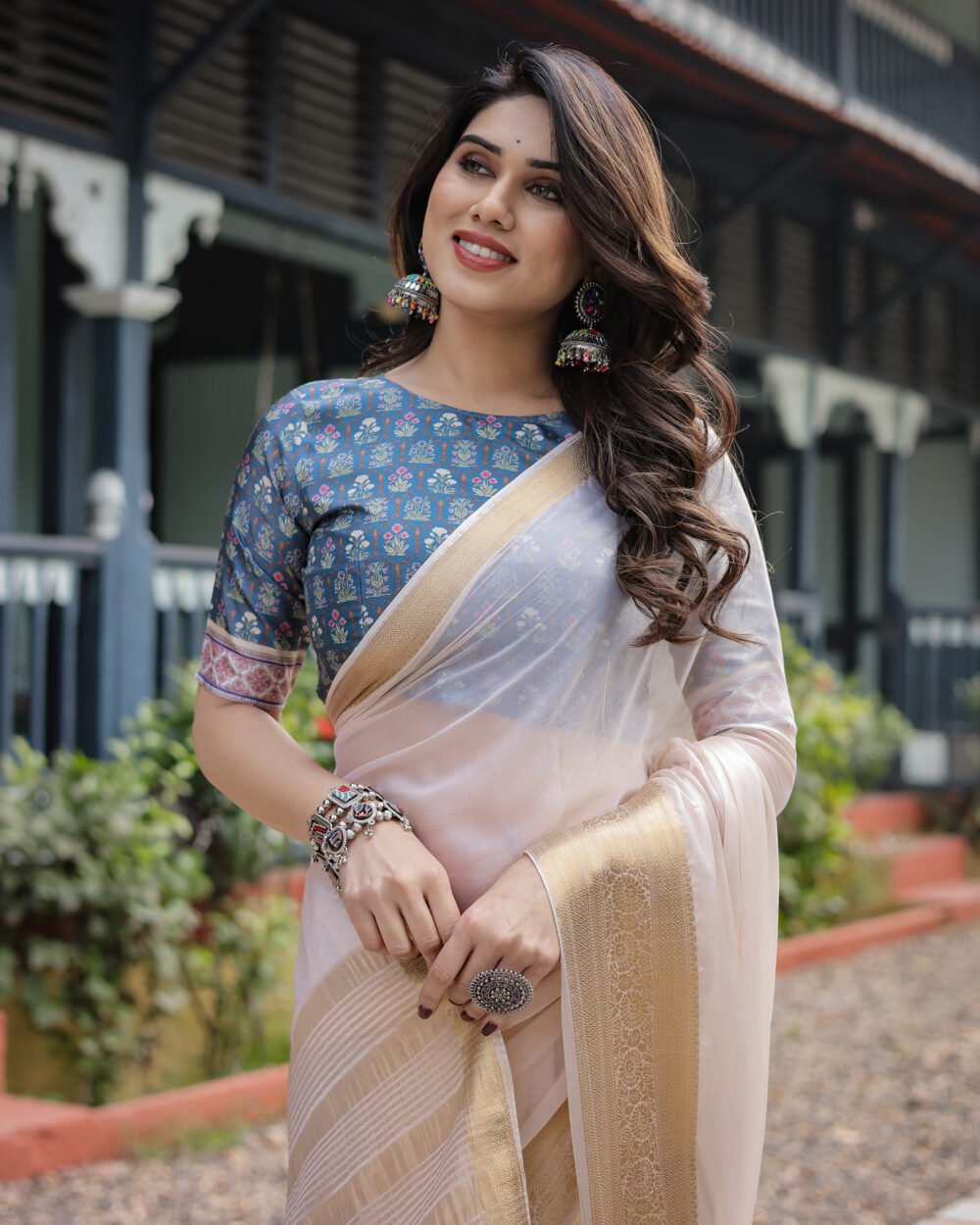 Elegant Cream White Chiffon Saree - Image 4