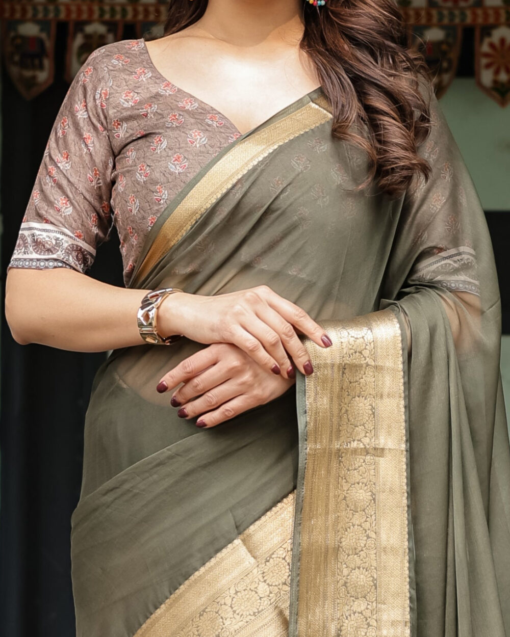 Elegant Olive Green Chiffon Saree - Image 2