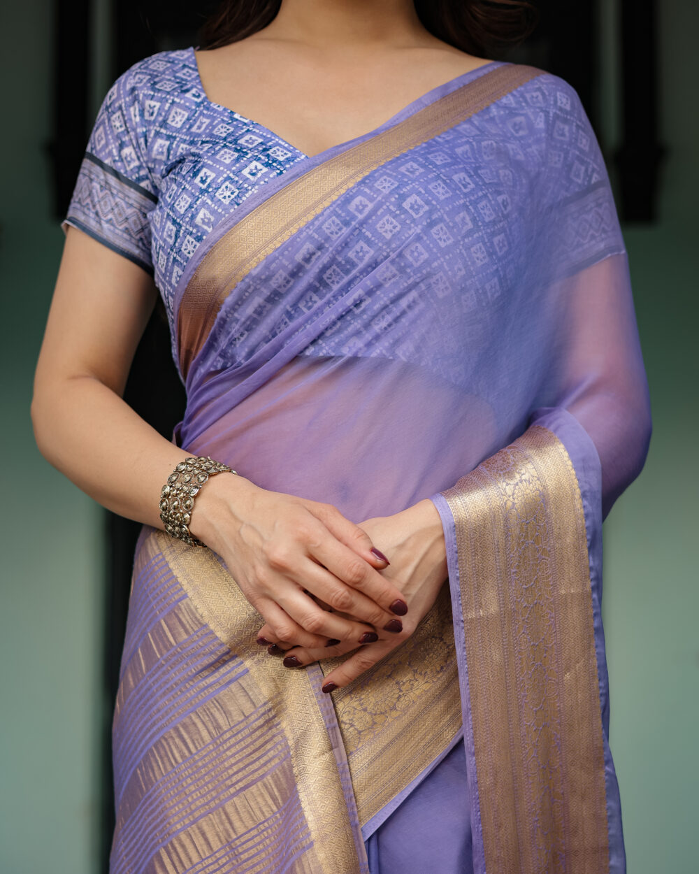 Grace in Lavender – Elegant Chiffon Saree - Image 3
